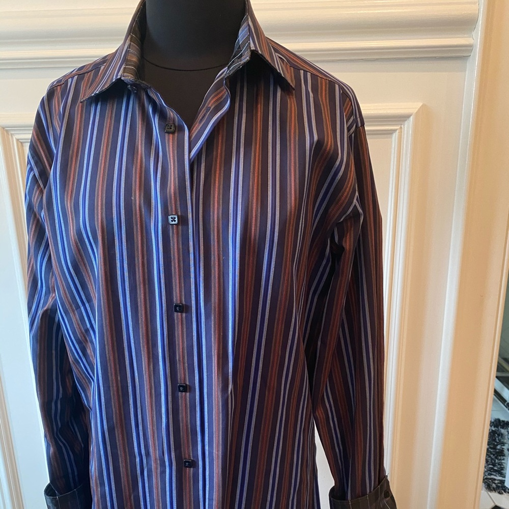 Men’s ble and orang stripe bulk with patter collar